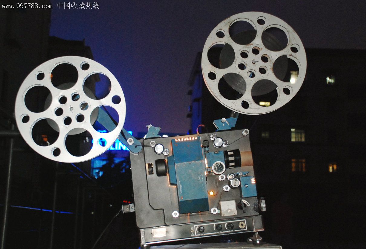 私人放映电影违法么_私人放映厅有摄像头吗_私人放映机