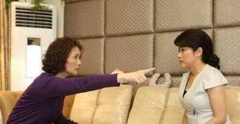 骂父亲玩打手机游戏的句子_骂父亲玩打手机游戏犯法吗_父亲天天玩手机打游戏骂我