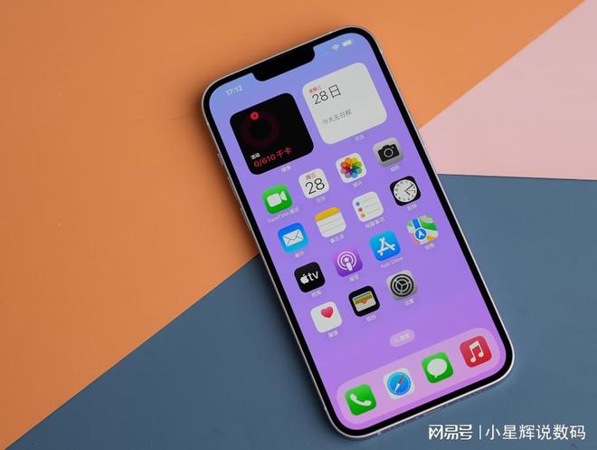 手机玩游戏白屏闪退因为什么_打游戏时手机白屏怎么办_玩手机游戏白屏