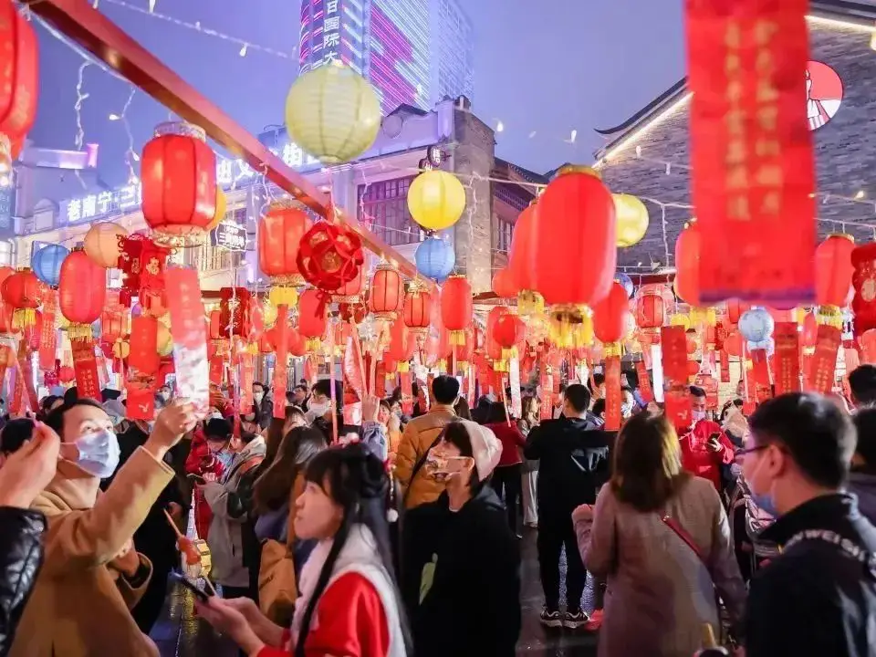 答题对抗游戏_一款答题的游戏叫什么_答题抗日游戏下载手机版