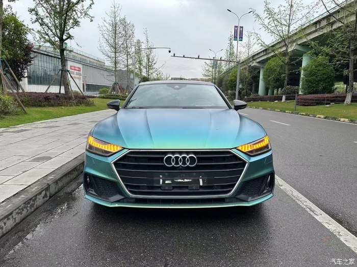 奥迪男玩手机游戏视频_奥迪游戏模拟器_2019奥迪游戏