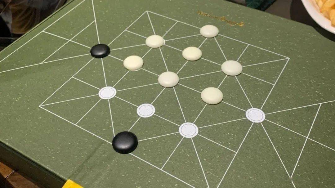 qq五子棋游戏手机版_qq五子棋安卓版_qq5子棋下载