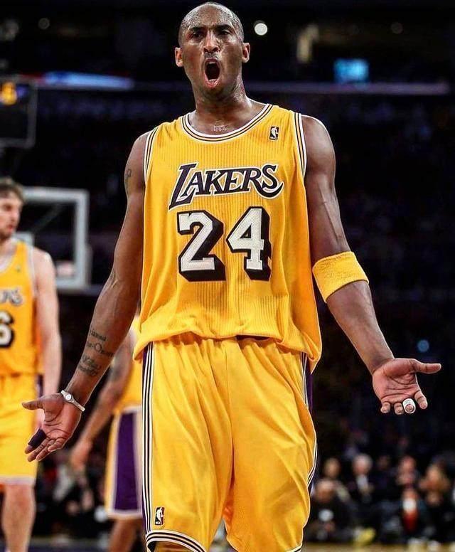 nba养成类手机游戏-NBA 养成类手机游戏：打造无敌球队，