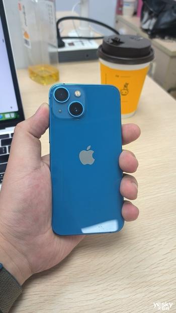 10寸手机游戏-10 寸手机游戏：小屏幕里的大游乐场，带你畅