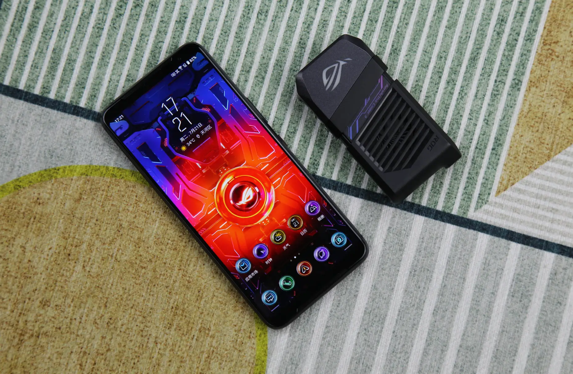 rog 3游戏手机待机_玩游戏待机长的手机_rog游戏手机日常使用怎么样